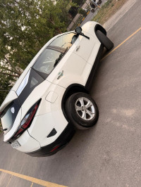 White Tata Harrier Xt plus