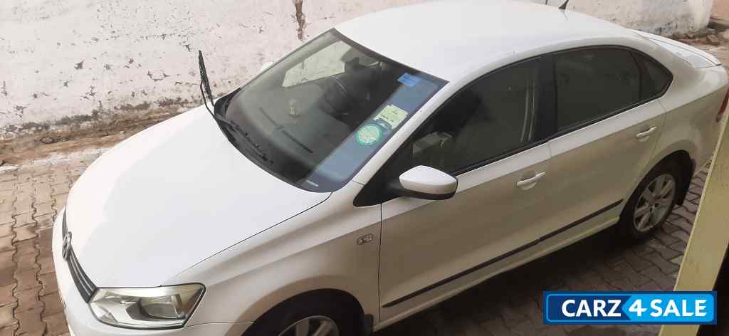 Volkswagen Vento 1.6 Highline Petrol