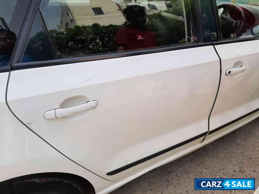 Volkswagen Vento 1.6 Highline Petrol