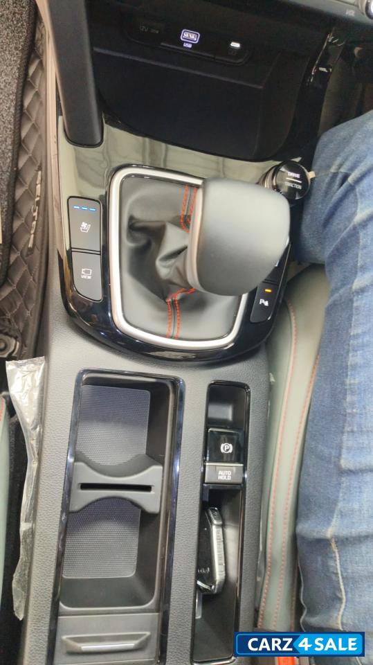 Kia Seltos X-Line S DCT Kia Seltos X-Line S DCT
