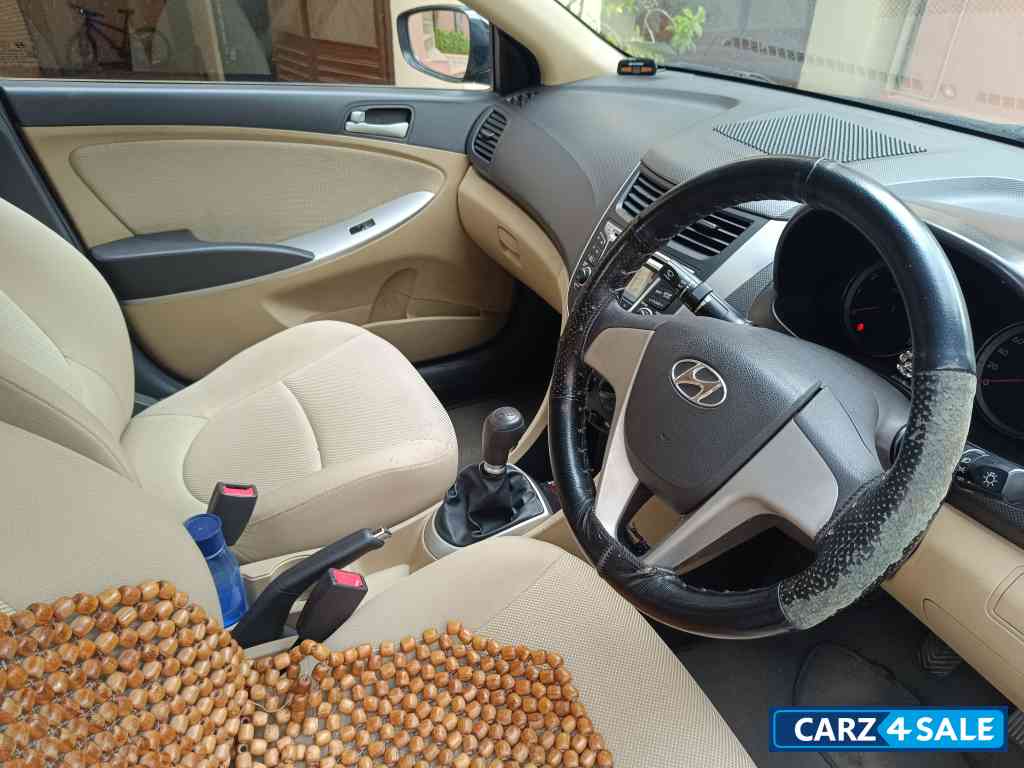 Hyundai 1.4 VTVT Hyundai 1.4 VTVT