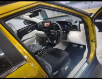 Mahindra XUV 3XO AX5L