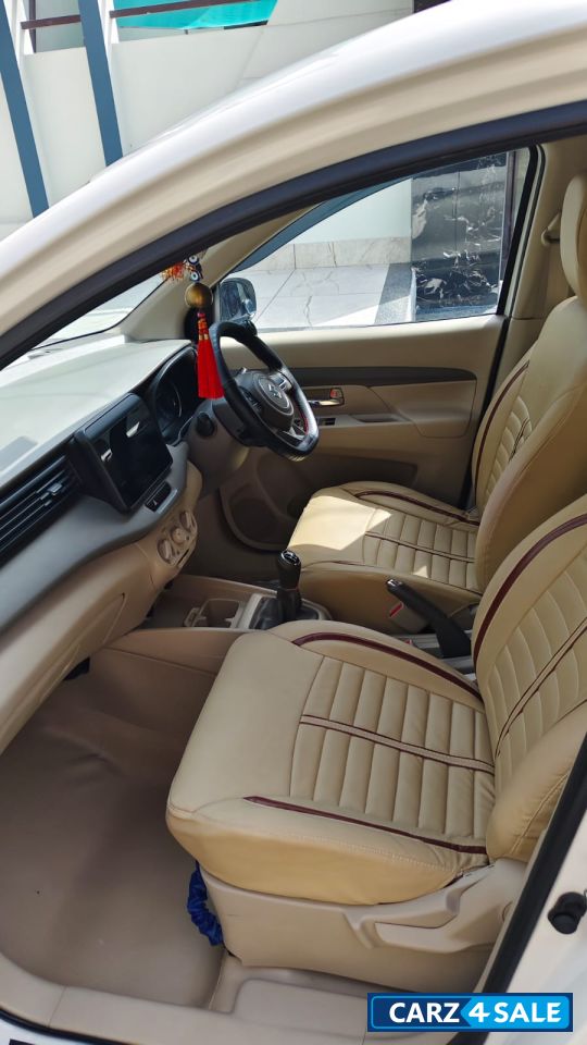 Maruti Suzuki Ertiga VXI Maruti Suzuki Ertiga VXI