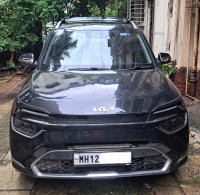 Kia Carens G1.4 6MT LUXURY 7 seater 2022 Model