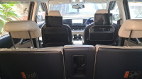 Aurora Black Pearl Kia Carens G1.4 6MT LUXURY 7 seater