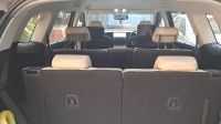 Aurora Black Pearl Kia Carens G1.4 6MT LUXURY 7 seater