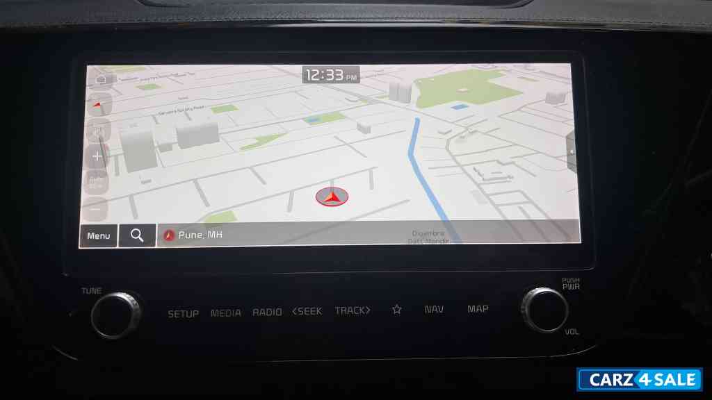Aurora Black Pearl Kia Carens G1.4 6MT LUXURY 7 seater Aurora Black Pearl Kia Carens G1.4 6MT LUXURY 7 seater