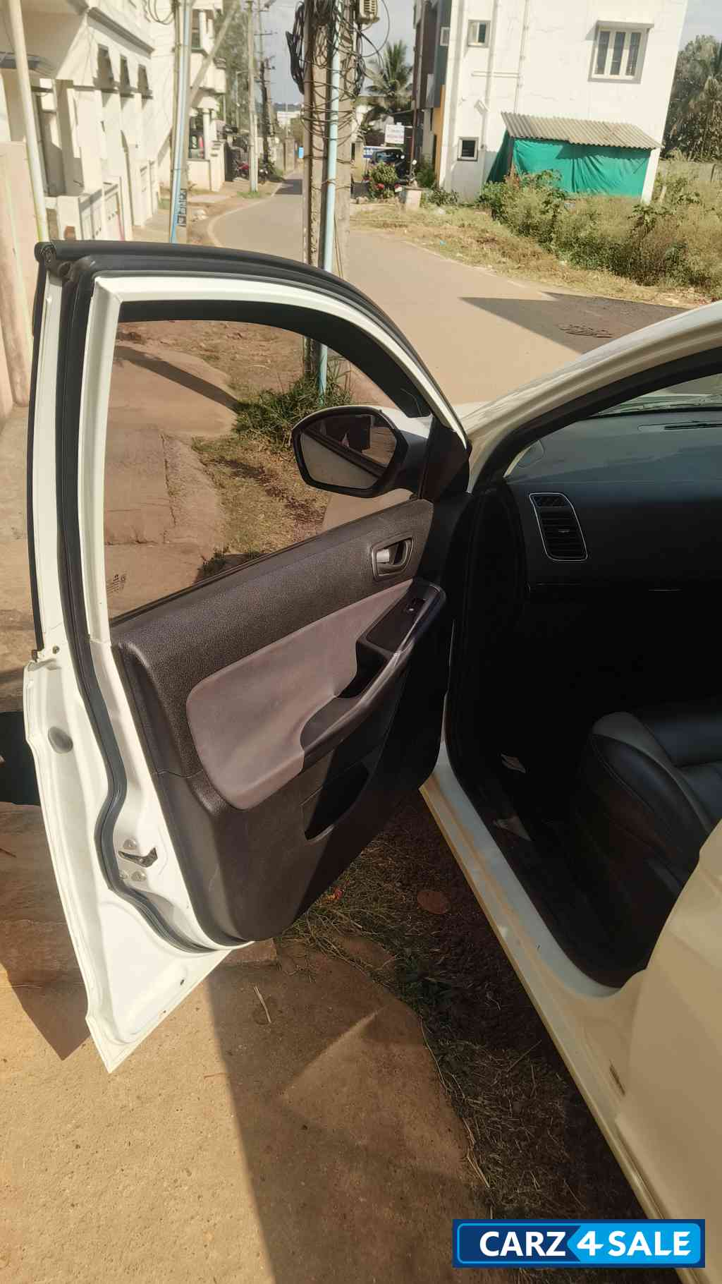 Tata Bolt Petrol Tata Bolt Petrol