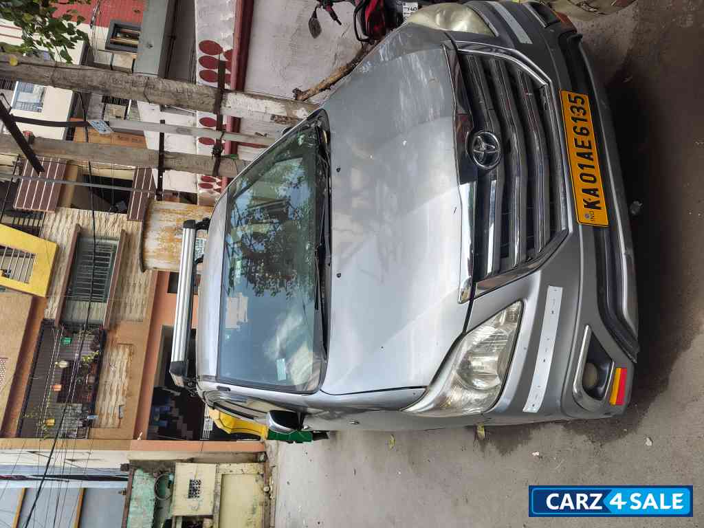 Toyota Innova TOYOTA INNOVA 2.5/G (E4)