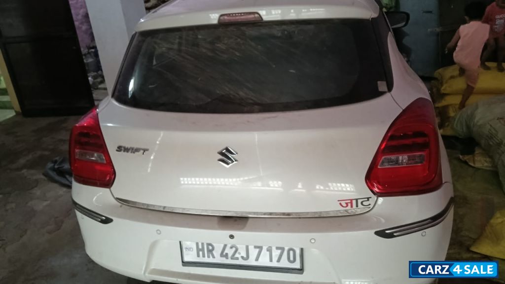 Maruti Suzuki Swift Lxi
