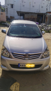 Grey Toyota Innova 2011