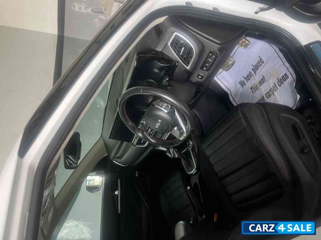 White Kia Seltos GTX Plus 1.4 DCT Petrol