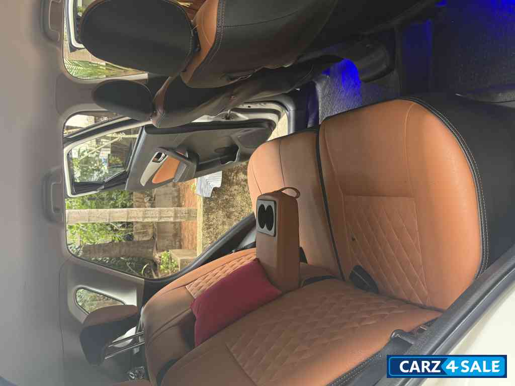 Toyota Urban Cruiser Premium Mt petrol