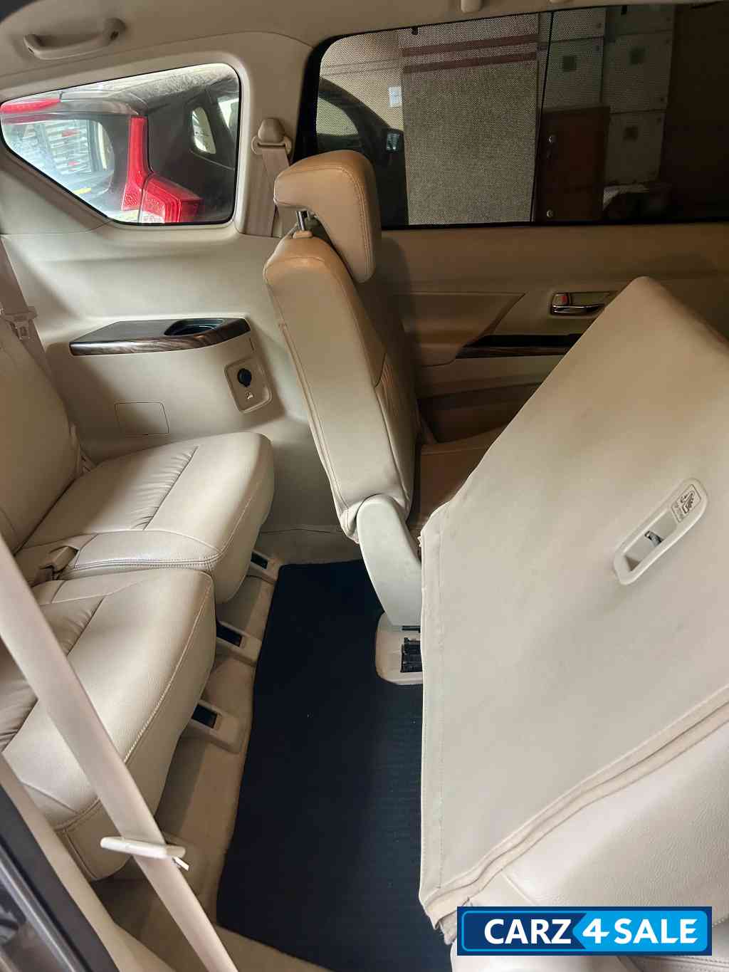 Maruti Suzuki Ertiga Zxi+ Maruti Suzuki Ertiga Zxi+