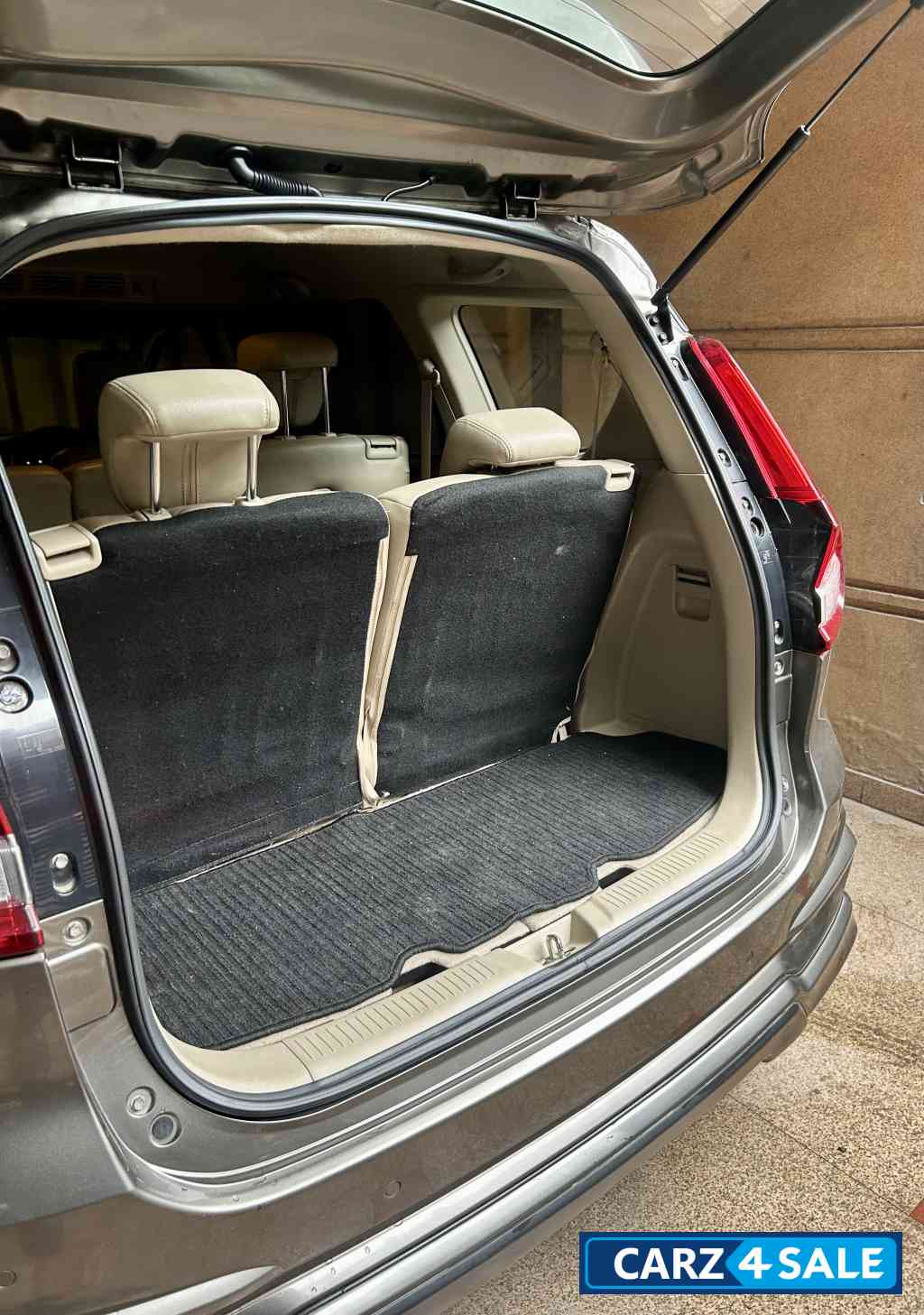 Maruti Suzuki Ertiga Zxi+ Maruti Suzuki Ertiga Zxi+