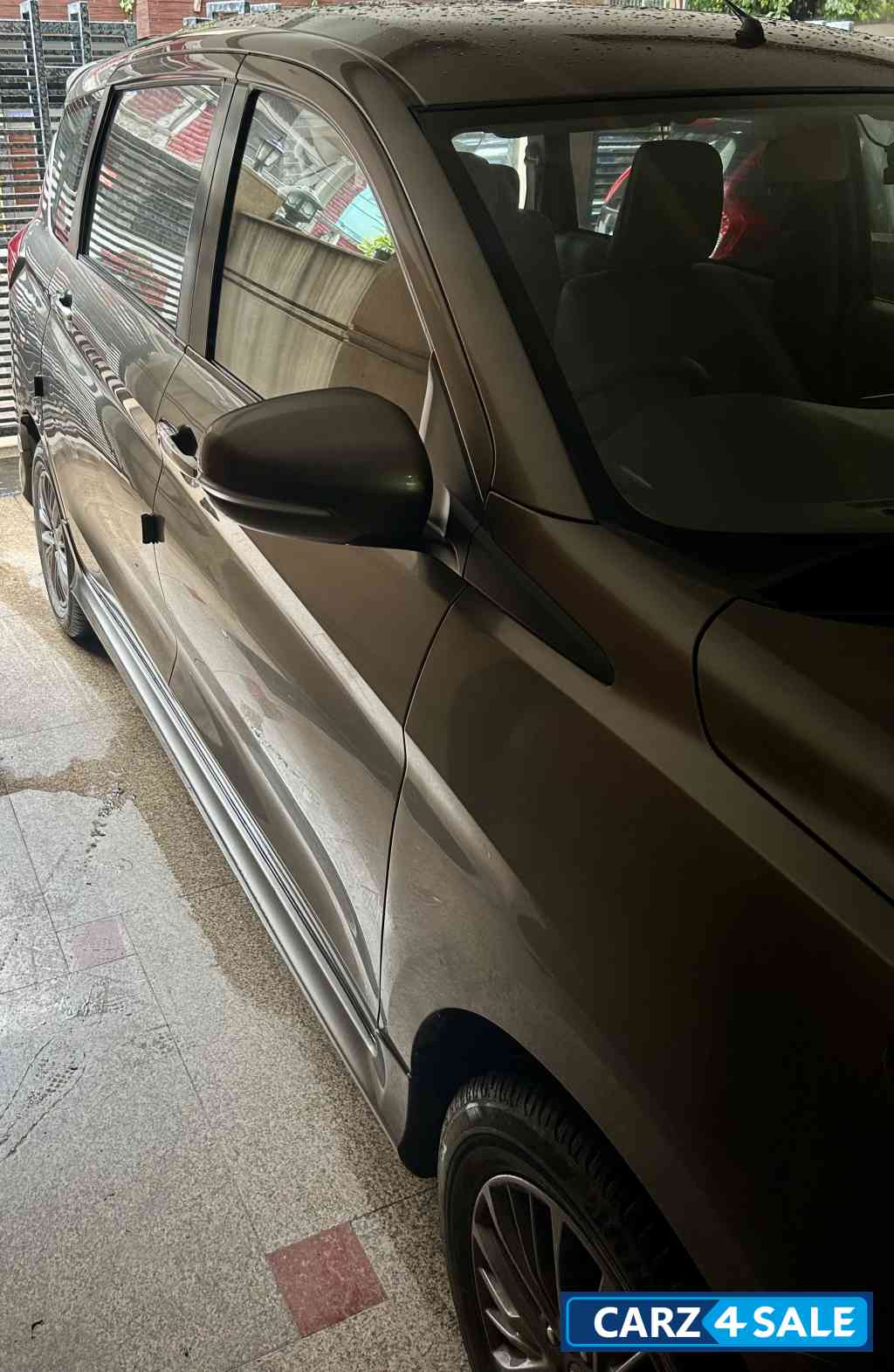 Maruti Suzuki Ertiga Zxi+ Maruti Suzuki Ertiga Zxi+