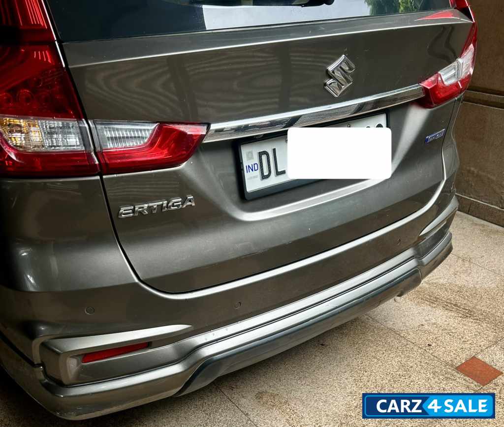 Maruti Suzuki Ertiga Zxi+ Maruti Suzuki Ertiga Zxi+