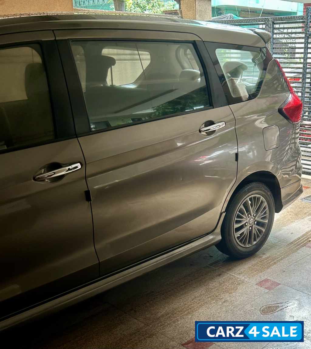 Maruti Suzuki Ertiga Zxi+ Maruti Suzuki Ertiga Zxi+