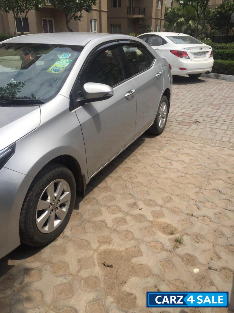 Metallic Silver Toyota  COROLLA ALTIS D4D G(F)