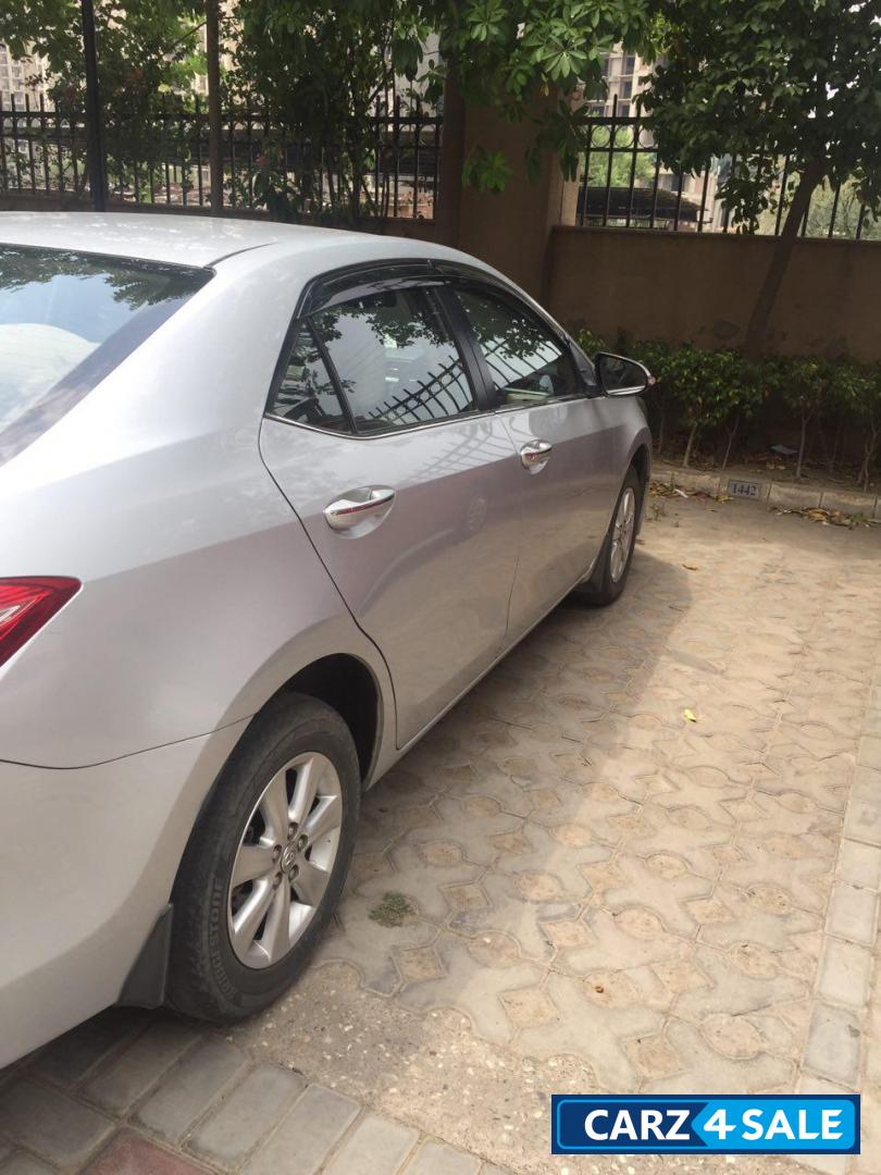Metallic Silver Toyota  COROLLA ALTIS D4D G(F)