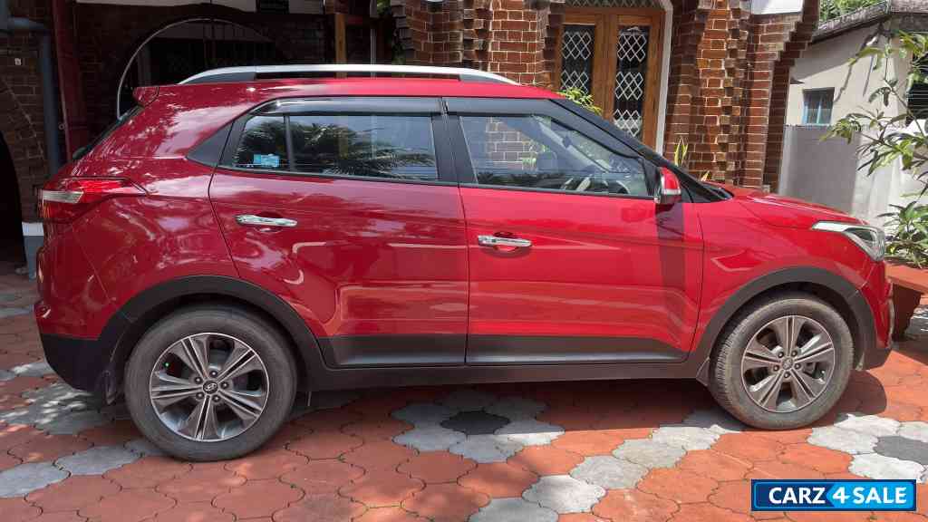 Hyundai Creta 1.6 SX Auto petrol 2016 Dec. Hyundai Creta 1.6 SX Auto petrol 2016 Dec.