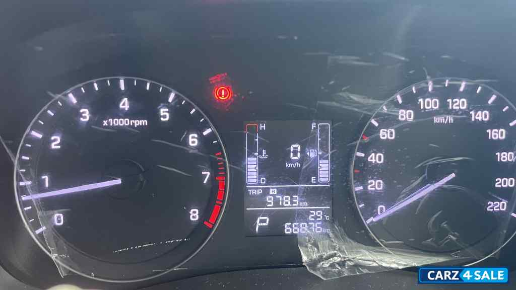Hyundai Creta 1.6 SX Auto petrol 2016 Dec. Hyundai Creta 1.6 SX Auto petrol 2016 Dec.