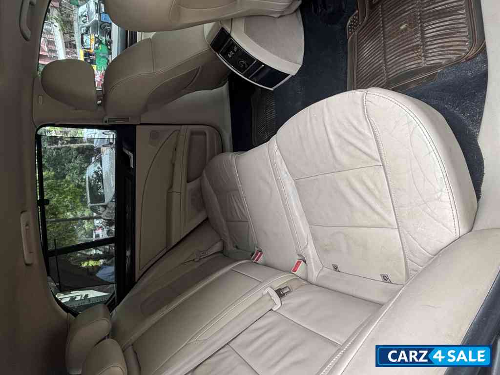 Metallic Brown Skoda Superb Elegance 1.8 TSI Metallic Brown Skoda Superb Elegance 1.8 TSI