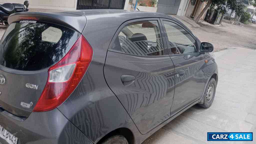 Hyundai Eon Era plus