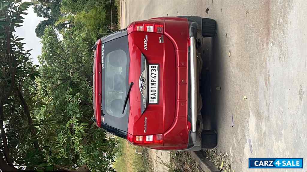 Mahindra XUV 500 W8 AT Mahindra XUV 500 W8 AT