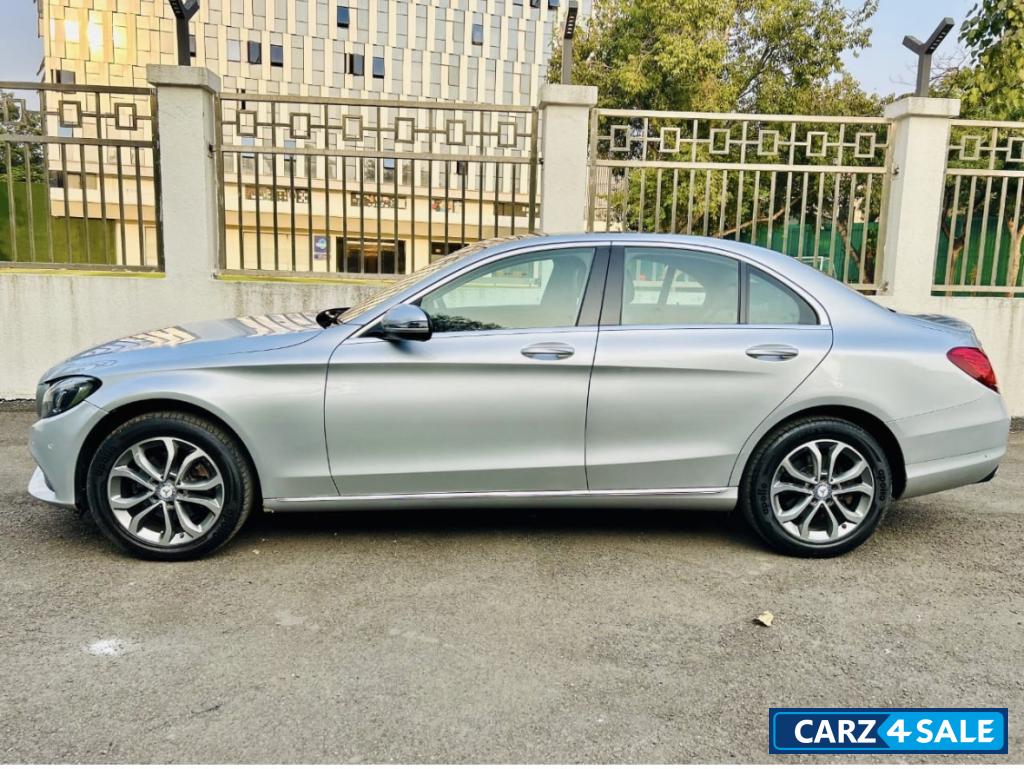 Mercedes-Benz C-Class 220 D