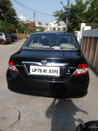 Black Honda  city