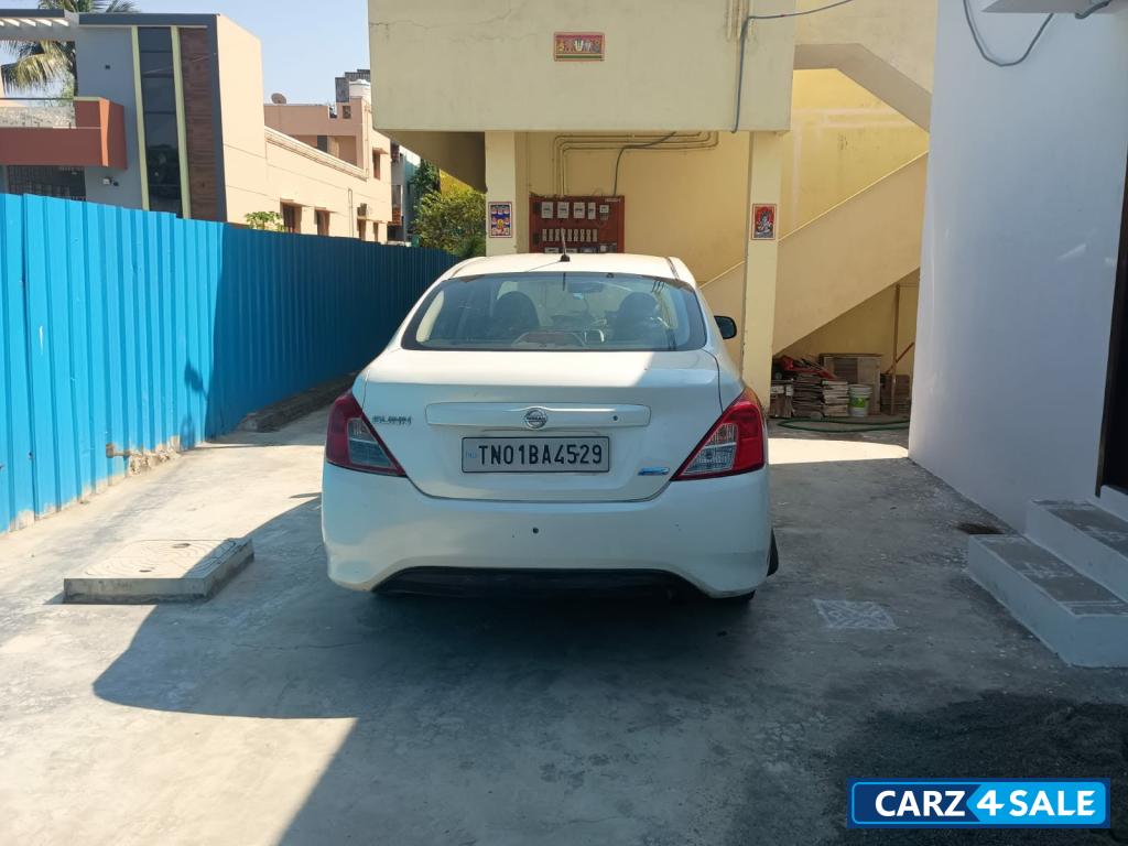 Nissan Sunny XE