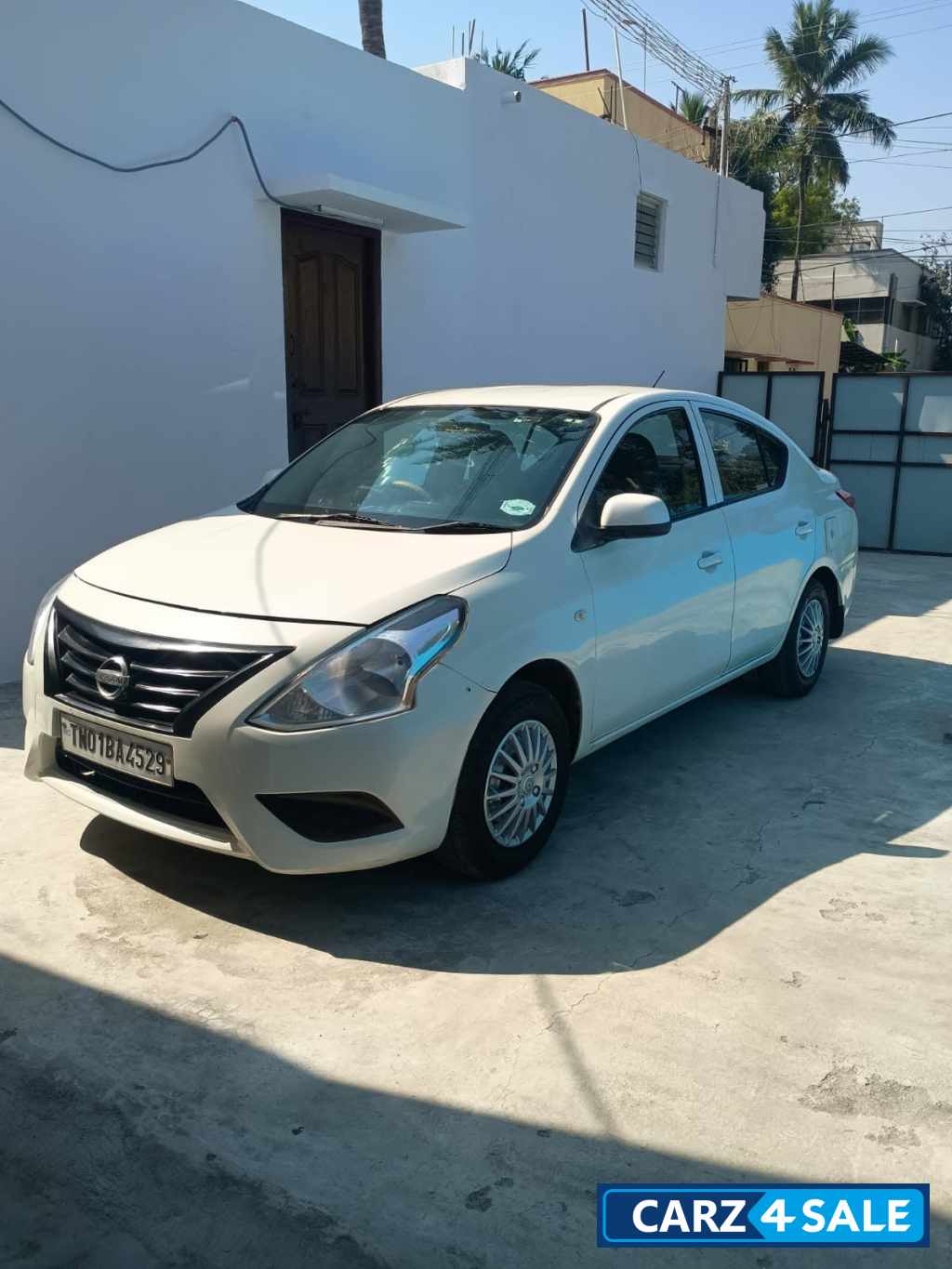 Nissan Sunny XE