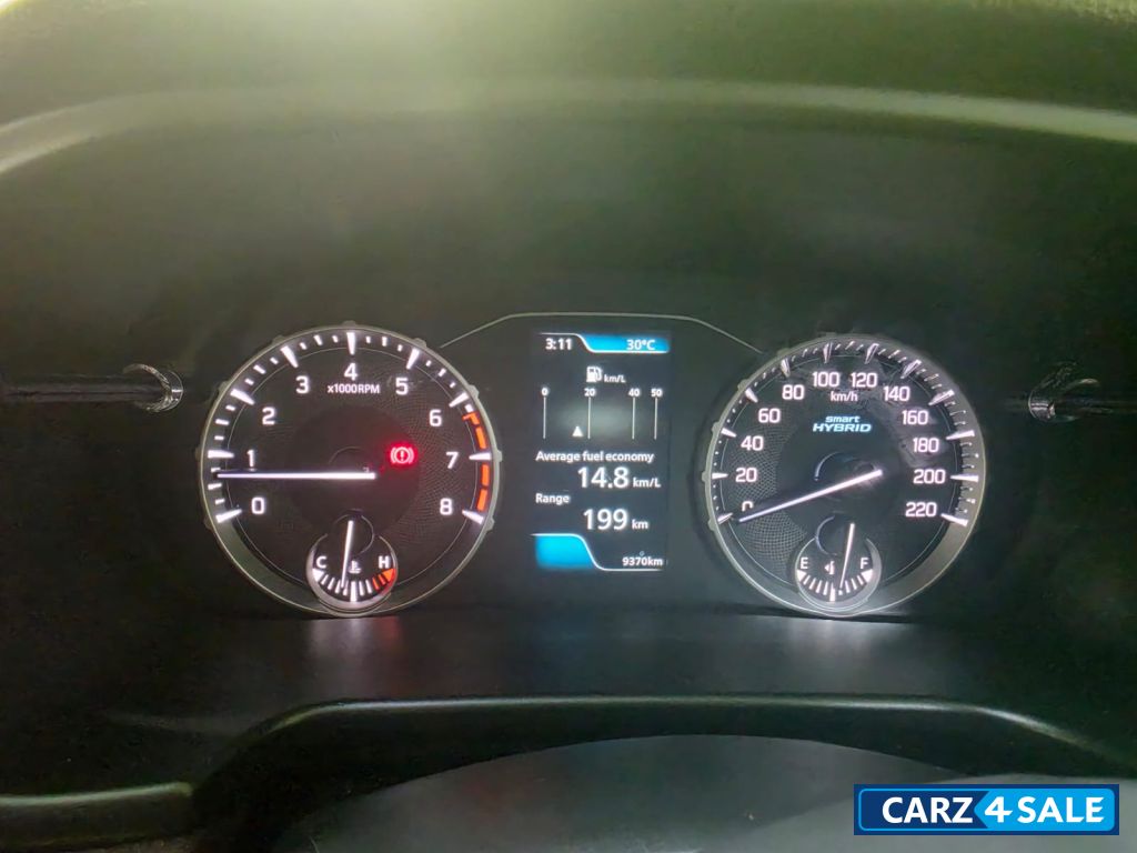 White Maruti Suzuki Brezza ZXI MT