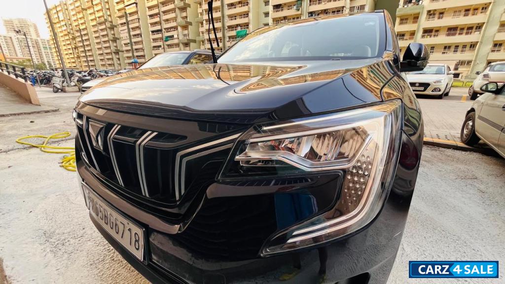 Mahindra XUV700 AX7 7 Seater