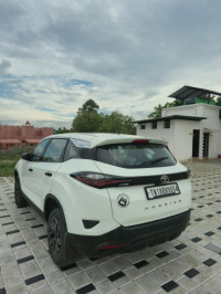 White Tata Harrier Xt plus