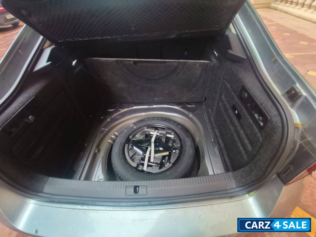 Business Grey Skoda Superb Lnk 2.0 TSI AT