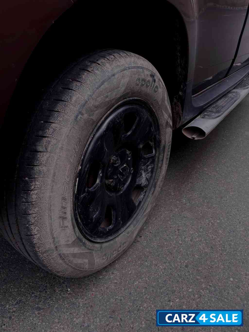 M.w.brown Renault Duster RXE 1.5 M.w.brown Renault Duster RXE 1.5