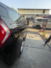 Mahindra Marazzo M6 2018 Model