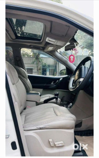 Mahindra XUV 500 W10 At FWD