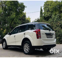 Mahindra XUV 500 W10 At FWD
