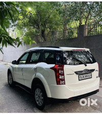 Mahindra XUV 500 W10 At FWD