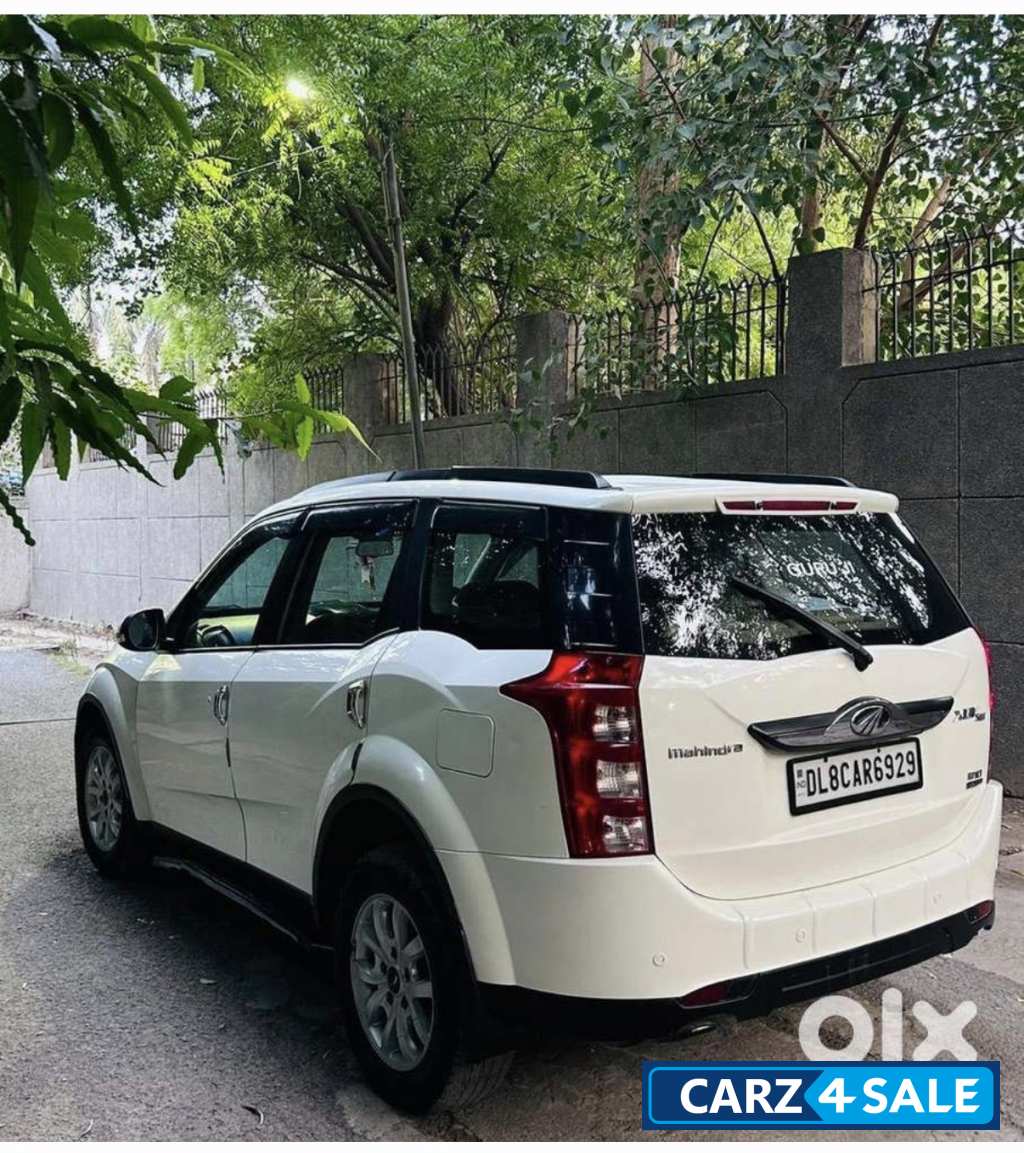 Mahindra XUV 500 W10 At FWD Mahindra XUV 500 W10 At FWD