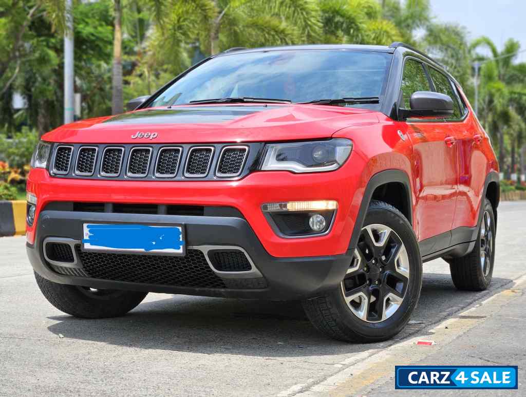 Exotica Red Jeep Compass Traihawk 4X4