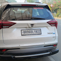 Mahindra XUV700 AX7