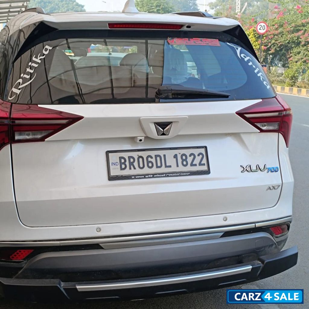 Mahindra XUV700 AX7 Mahindra XUV700 AX7