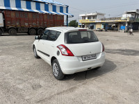 White Maruti Suzuki Swift Vdi