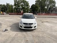 White Maruti Suzuki Swift Vdi