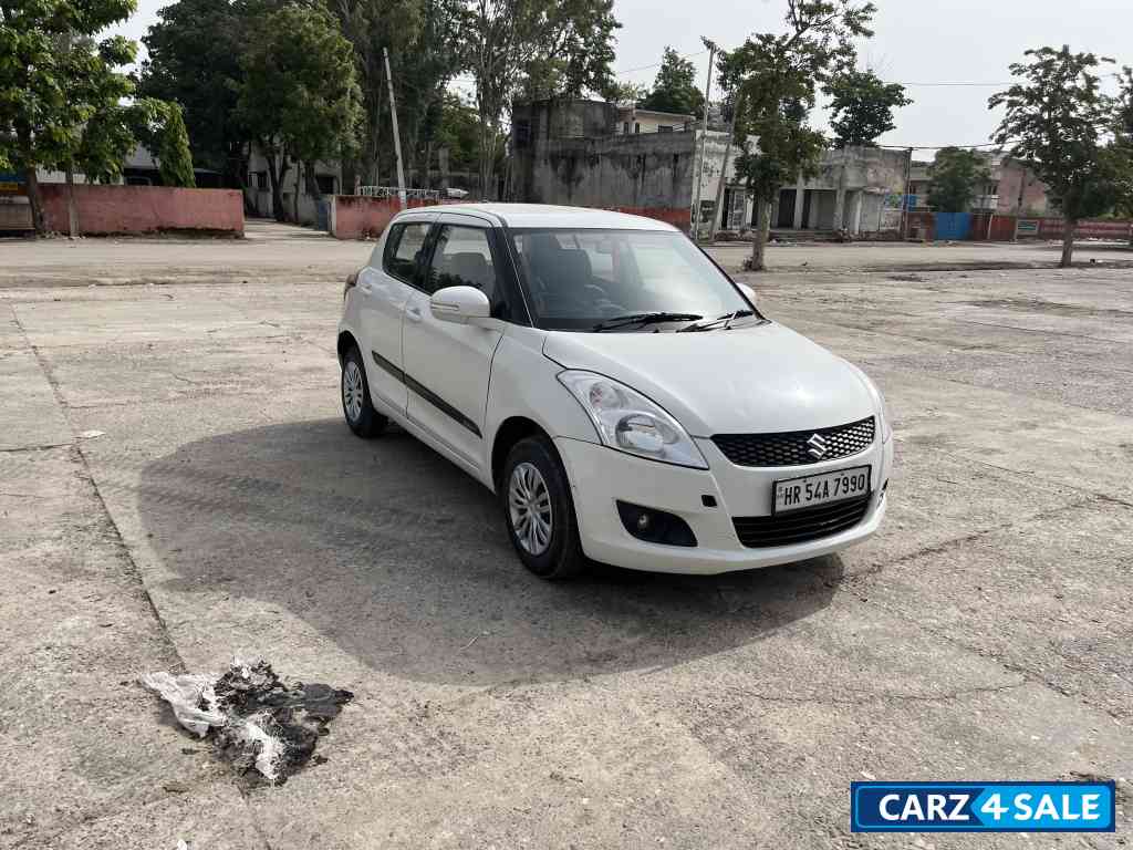 White Maruti Suzuki Swift Vdi White Maruti Suzuki Swift Vdi