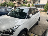 Polar White Hyundai Creta 1.6SX